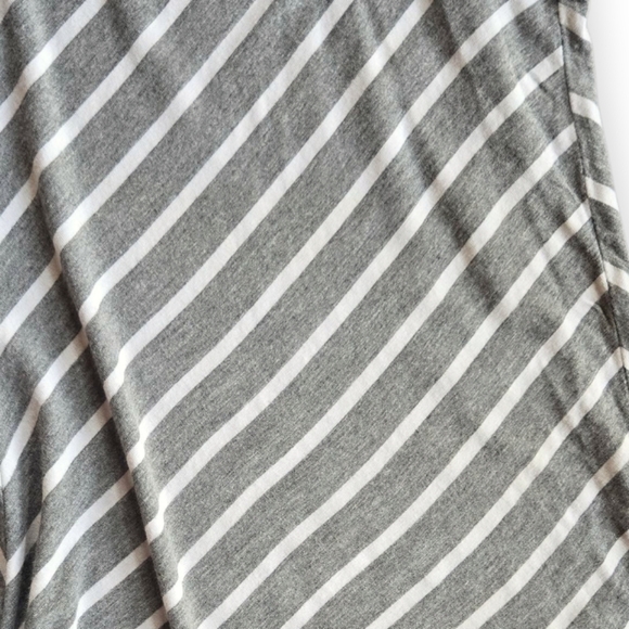 Torrid Stripped Tank - Picture 5 of 7